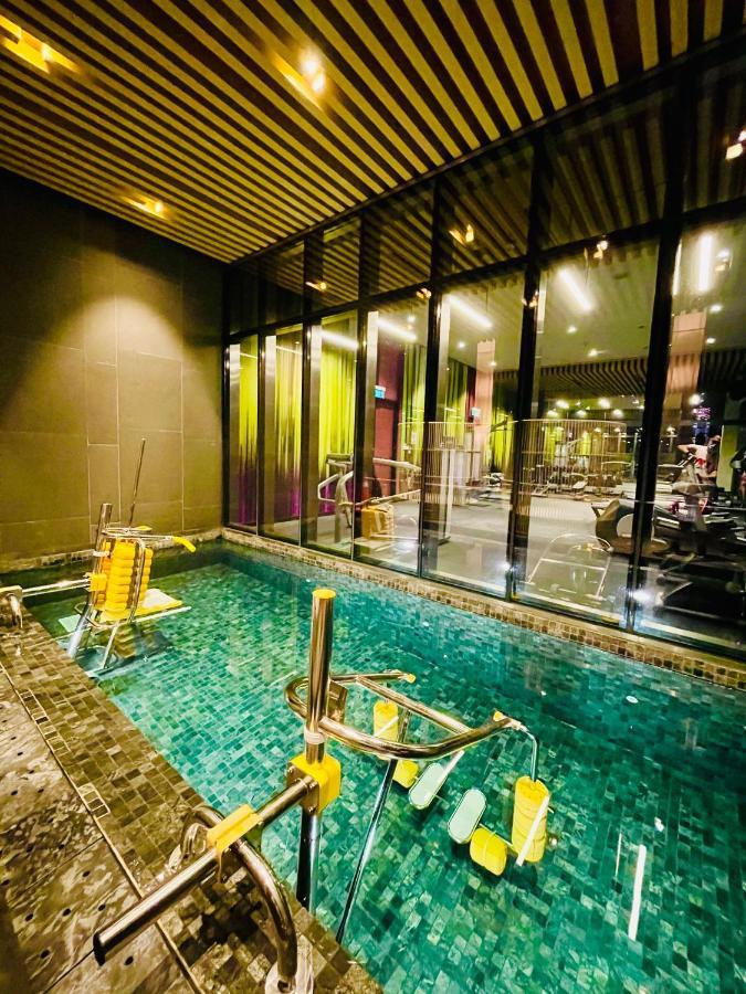 Tropicana The Residences Klcc Cozeestay Kuala Lumpur Esterno foto